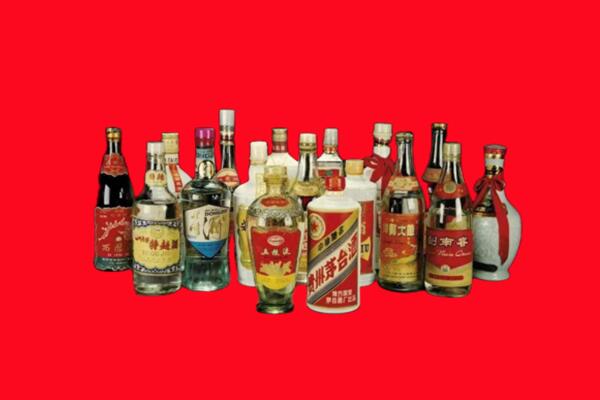 重庆北碚区回收十八老酒.jpg